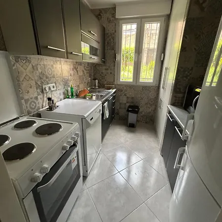 Apartment Old